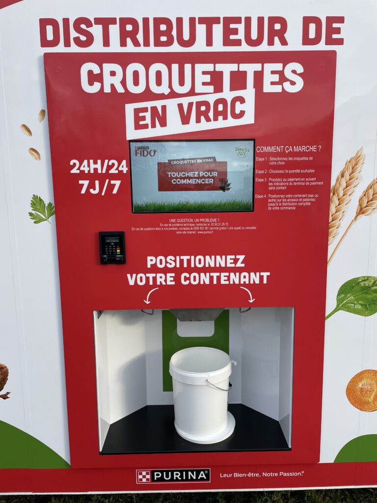 Distributeur de vrac 24h24 croquettes FIDO Purina à saint Brieuc